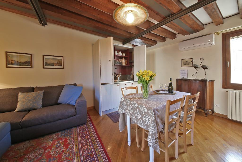 Appartamenti Inside Palazzo Foscarini Venice Ngoại thất bức ảnh
