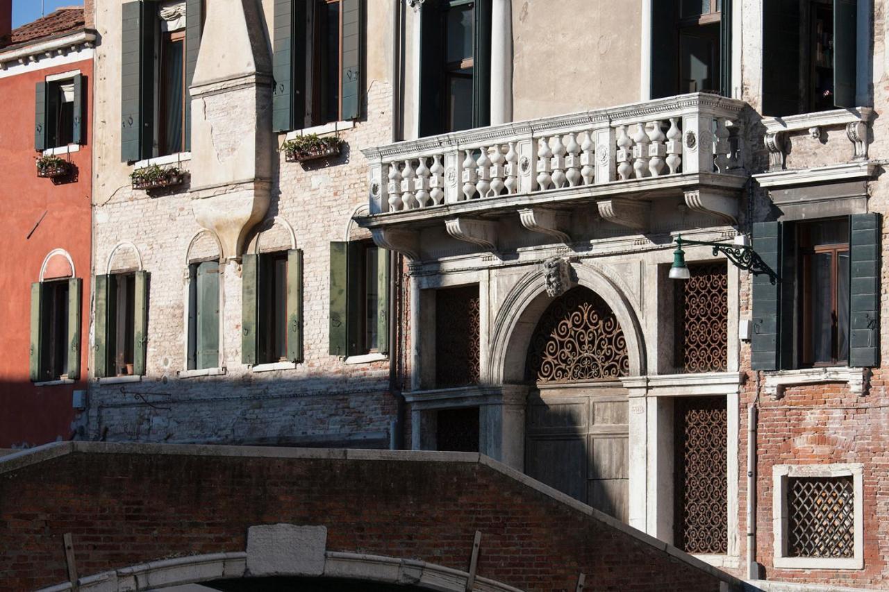 Appartamenti Inside Palazzo Foscarini Venice Ngoại thất bức ảnh